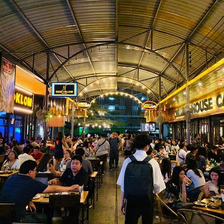 Oasis Cafe And Nap Hostel กรุงเทพมหานคร ภายนอก รูปภาพ
