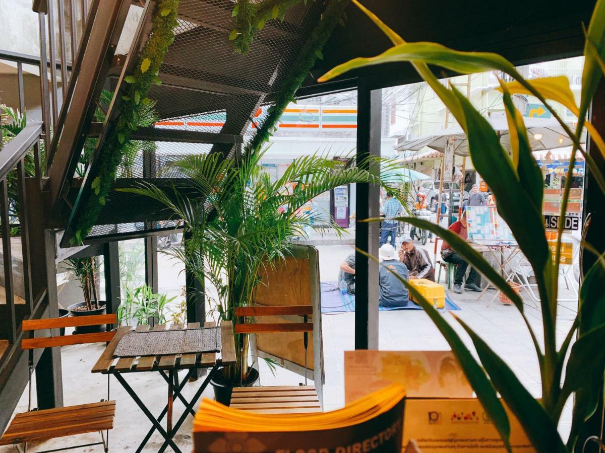 Oasis Cafe And Nap Hostel กรุงเทพมหานคร ภายนอก รูปภาพ