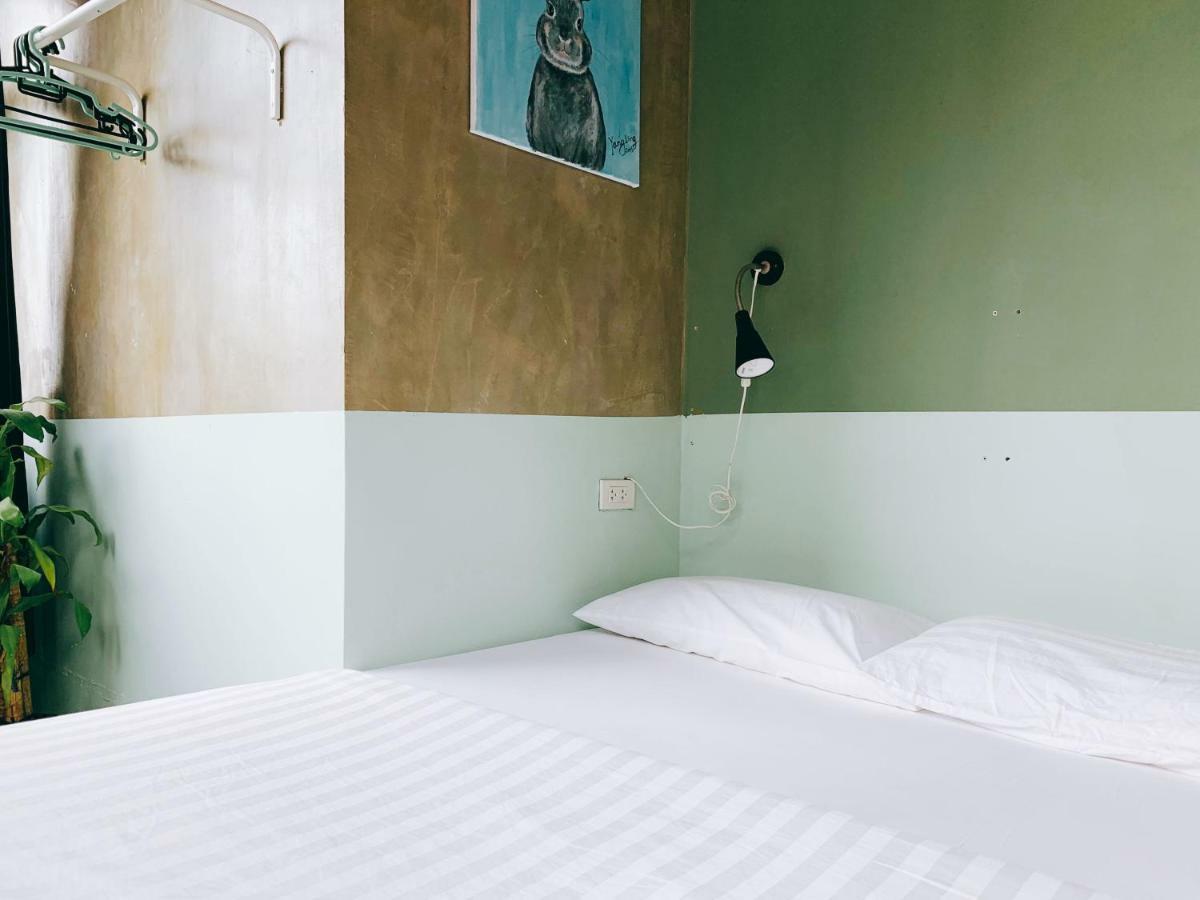 Oasis Cafe And Nap Hostel กรุงเทพมหานคร ภายนอก รูปภาพ