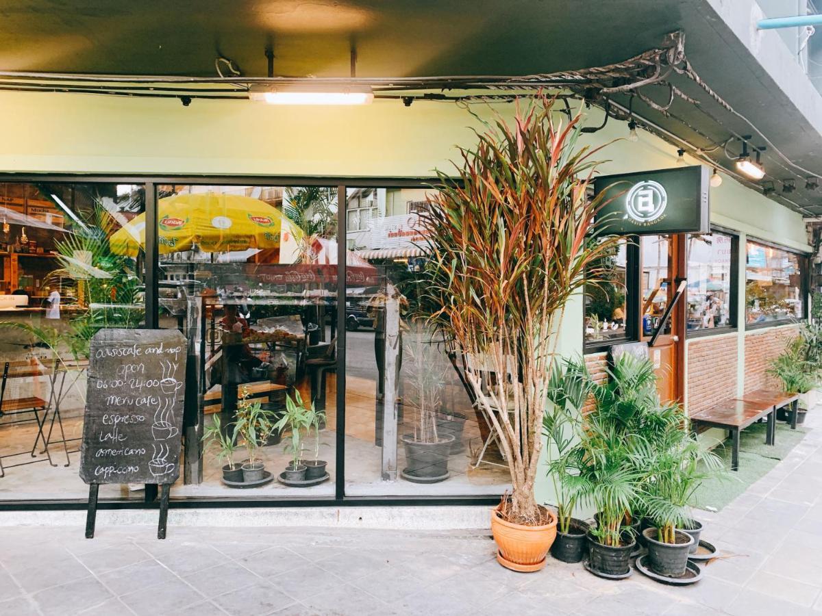 Oasis Cafe And Nap Hostel กรุงเทพมหานคร ภายนอก รูปภาพ